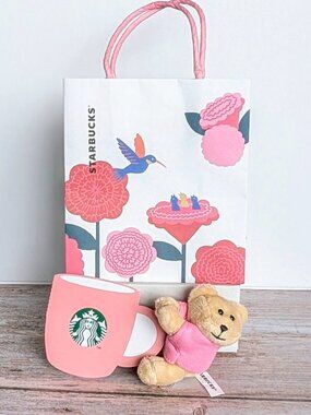 Brand New Starbucks Japan 🇯🇵 Exclusive Mother’s Day Bearista Bear Message Gift